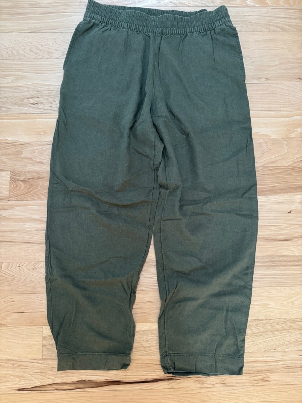 Old Navy Olive Green Linen Blend Pants M elastic waist. Wide leg, flowy. EUC